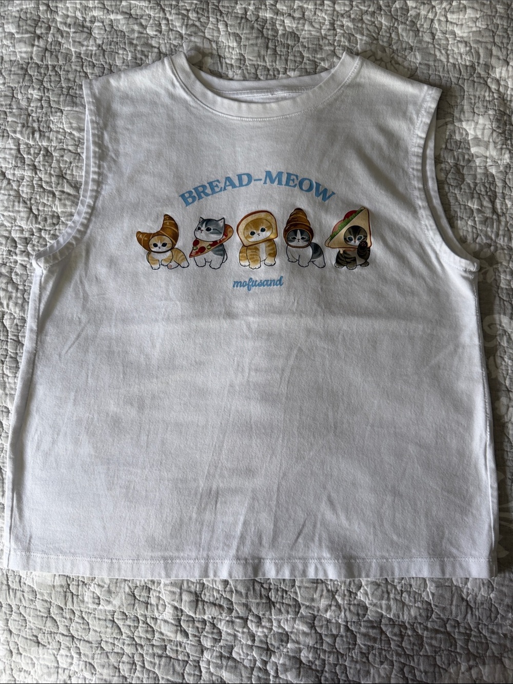 Mofusand “Bread-Meow” White Women’s Sleeveless Tee by Uniqlo. Like new. Cotton.